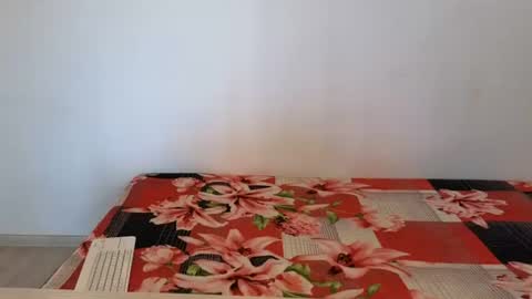 Giulia online show from August 10, 12:39 pm