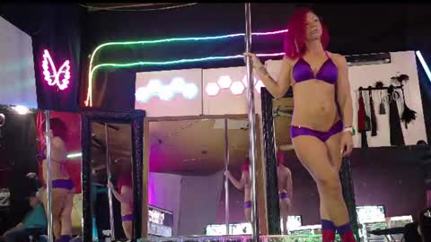 Bootylicious80 online show from August 3, 3:13 am