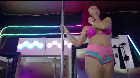 Bootylicious80 online show from August 3, 6:53 am
