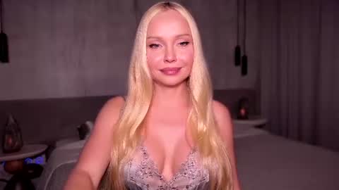 Angelina online show from August 6, 2:38 pm