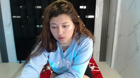 angely_a1 online show from August 14, 5:05 pm