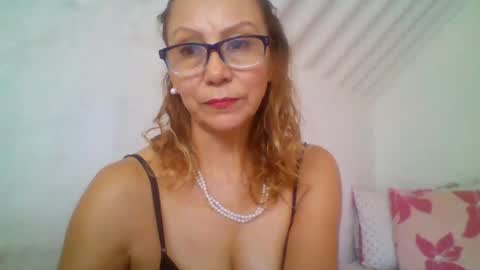 angelycute476334 online show from September 3, 6:55 pm