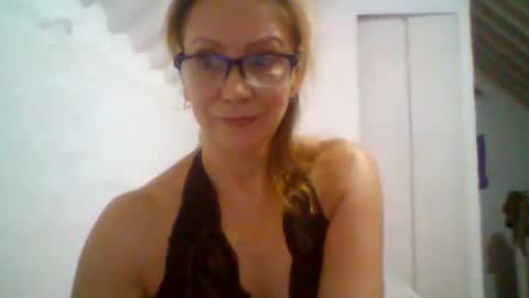 angelycute476334 online show from September 7, 11:44 pm