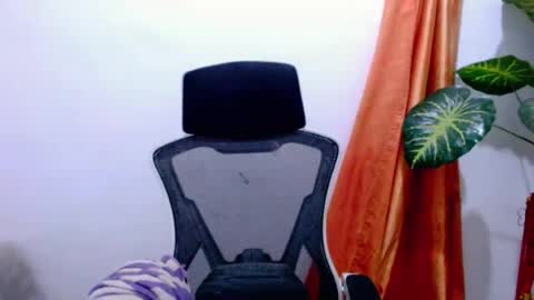 angelyn_slim online show from August 5, 12:14 pm