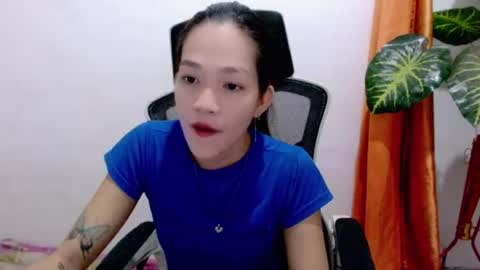 angelyn_slim online show from August 11, 7:54 am