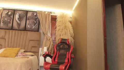 Angie Abby online show from August 11, 1:51 am