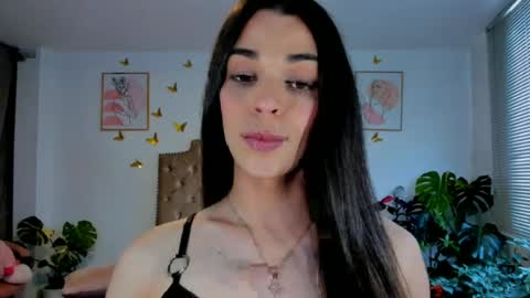 Anabella online show from August 5, 5:22 pm