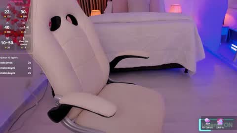 angie_smith_x online show from August 13, 2:42 pm