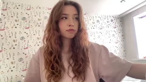 Anabel online show from August 7, 10:15 am