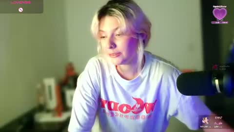 Ania online show from August 5, 11:36 pm