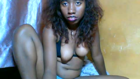 Anicia online show from August 11, 5:37 pm
