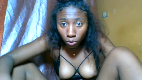 Anicia online show from August 14, 4:43 pm