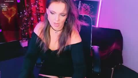 Aniela online show from August 11, 4:36 am