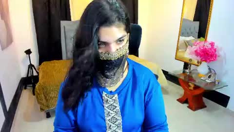 Anissa online show from July 7, 1:48 pm
