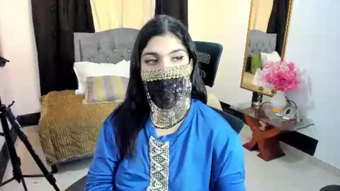 Anissa online show from July 9, 4:34 pm