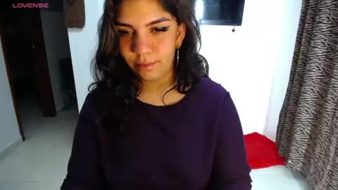 Anissa online show from August 18, 4:40 am