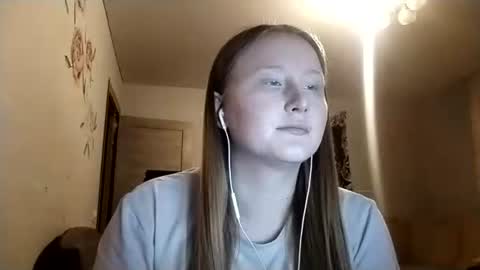 Anika online show from September 4, 6:01 pm