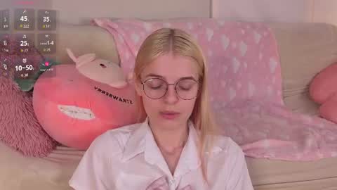 Monica online show from July 26, 4:50 am