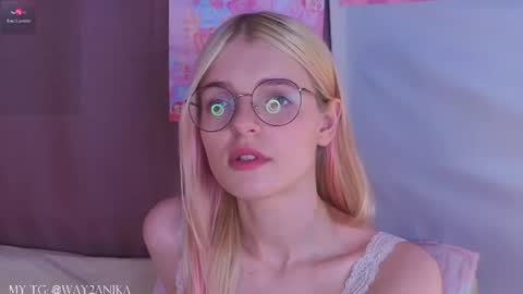 Monica online show from August 12, 1:41 am
