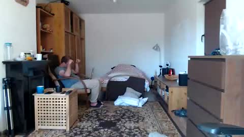 animal_michael online show from March 3, 9:06 am