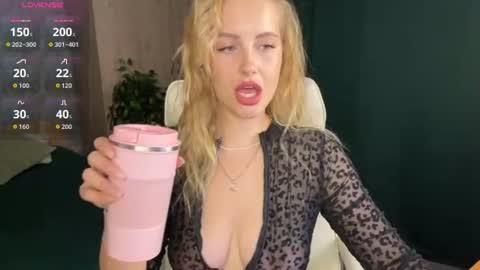 Anita online show from August 11, 1:07 am