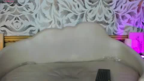 anita_dolly online show from August 12, 7:38 pm