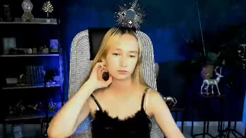 anitabels online show from August 10, 1:12 pm
