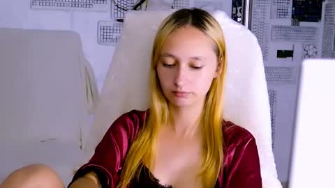 anitabels online show from August 13, 12:41 pm
