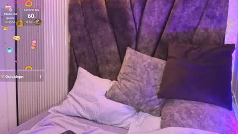 anitacute_ online show from August 14, 3:43 am