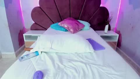 Ana  online show from August 12, 10:45 pm