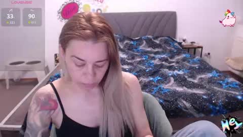 Anadirectgirl online show from July 4, 10:17 am