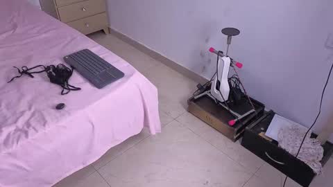 anna_and_masterboy online show from May 31, 3:08 am