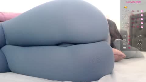 anna_asss online show from August 5, 5:55 pm