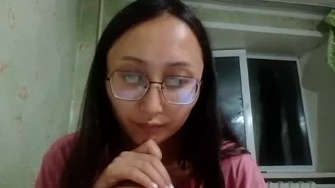 anna_carameldream online show from August 11, 3:25 pm