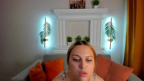 Anna online show from August 15, 2:48 am