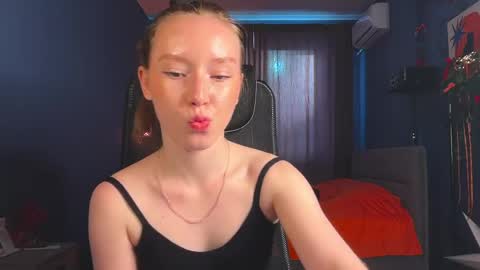 Anna online show from May 9, 2:19 pm