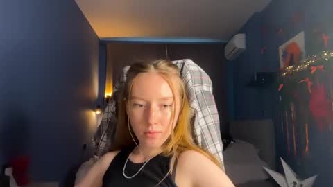 Anna online show from May 25, 3:14 pm