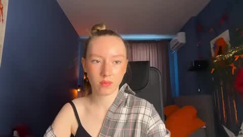 Anna online show from June 2, 11:24 am