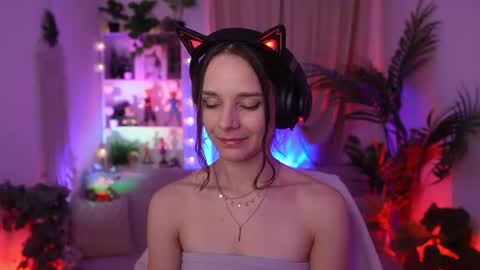 x Anna Leah x online show from July 29, 8:27 pm
