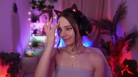 x Anna Leah x online show from July 29, 9:33 pm