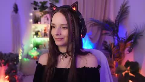 x Anna Leah x online show from August 3, 7:32 pm