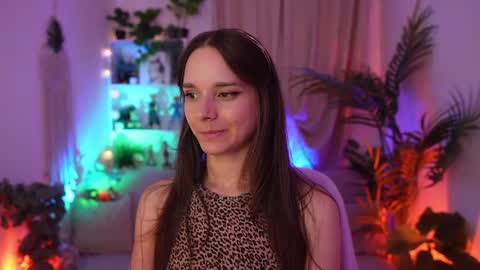 x Anna Leah x online show from August 4, 6:38 pm
