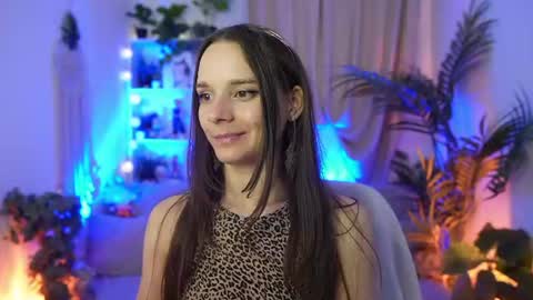 x Anna Leah x online show from August 4, 9:56 pm