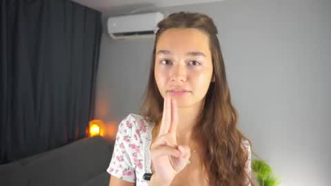 Chiara online show from August 8, 5:40 am