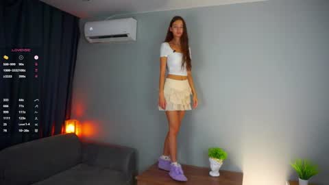 Chiara online show from August 16, 5:44 am