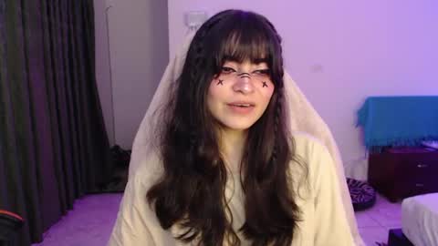 annacrow online show from August 19, 2:29 am