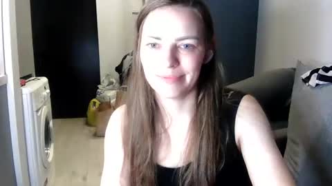annadiamond1 online show from August 14, 10:35 pm