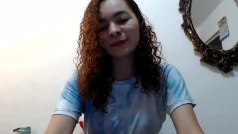annaferrer20 online show from August 4, 8:17 pm