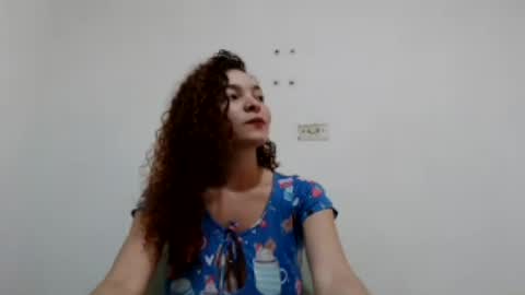 annaferrer20 online show from August 11, 12:56 am