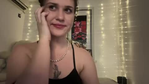 annasweetmuse online show from July 30, 3:41 pm